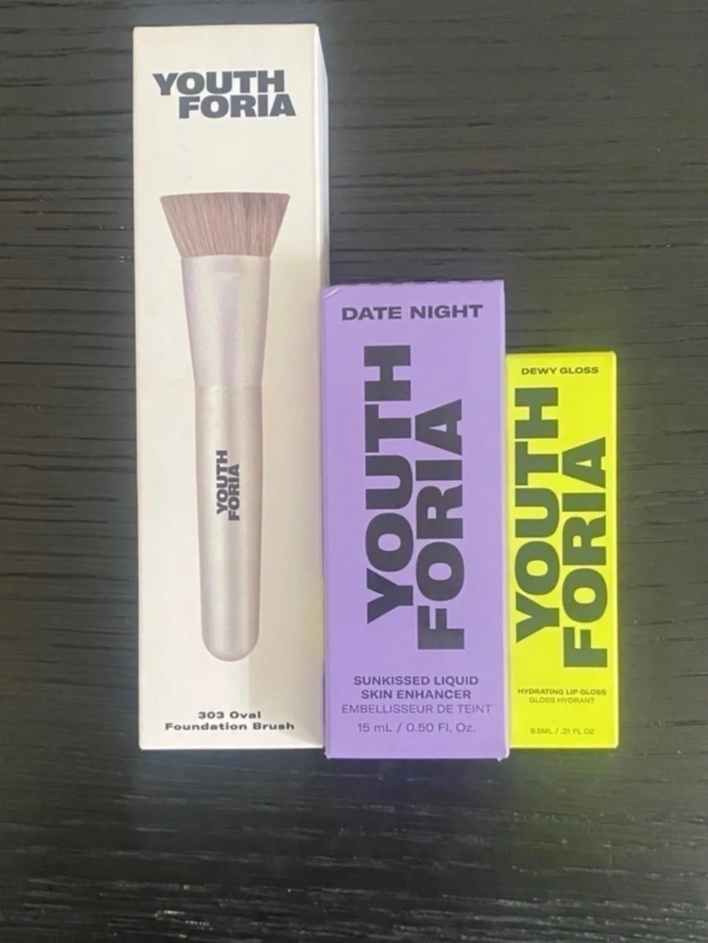 YouthForia Bundle Oval Brush + Lip Gloss Play with Fire + Skin Enhancer Radiant